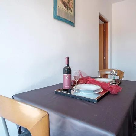 Apartment Es Fazana