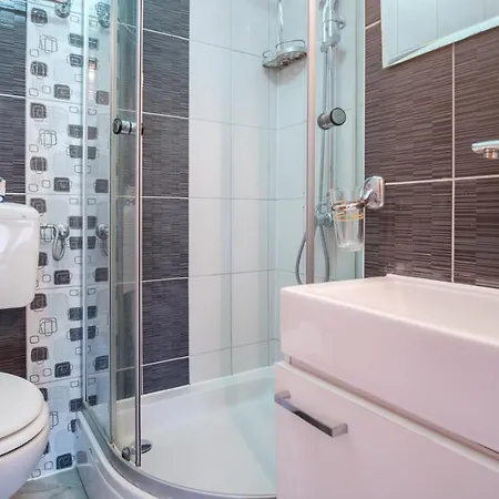 Es Appartement *